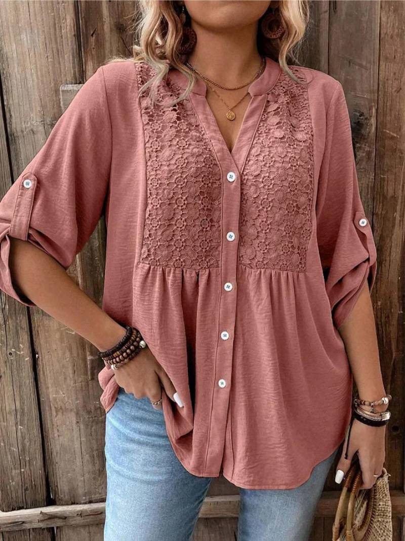 Noor – Bluse med V-hals og knapper
