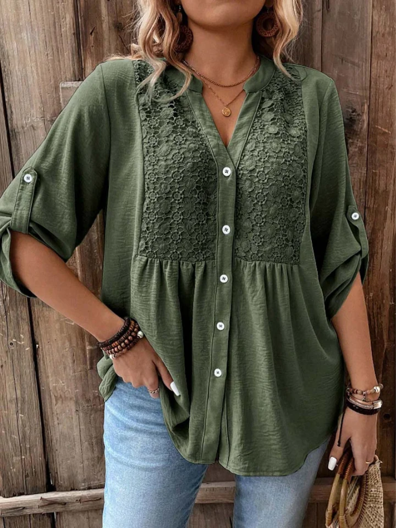 Noor – Bluse med V-hals og knapper