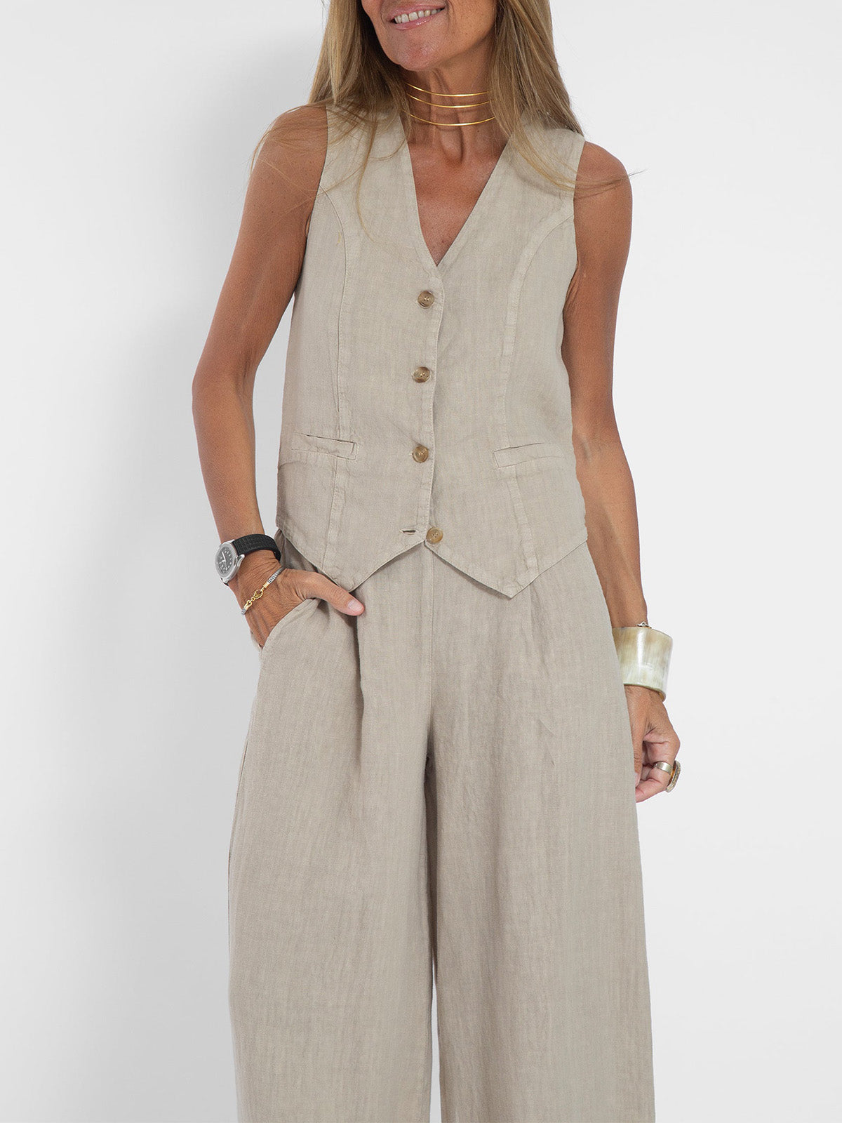 Aira - Knappt Vest & Vide Bukser Sett